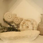 το σπιτάκι To Spitaki τhe Little House بيت للعطل *