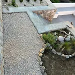 το σπιτάκι To Spitaki τhe Little House *