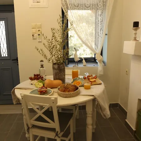 Сasa de vacaciones το σπιτάκι To Spitaki τhe Little House *