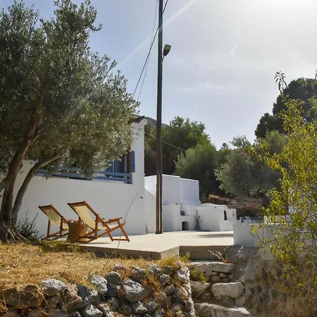 το σπιτάκι To Spitaki τhe Little House *