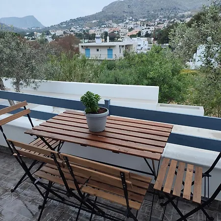 το σπιτάκι To Spitaki τhe Little House Сasa de vacaciones *