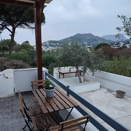 Semesterbostad το σπιτάκι To Spitaki τhe Little House *