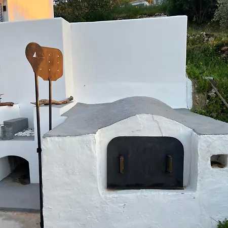 το σπιτάκι To Spitaki τhe Little House בית נופש *