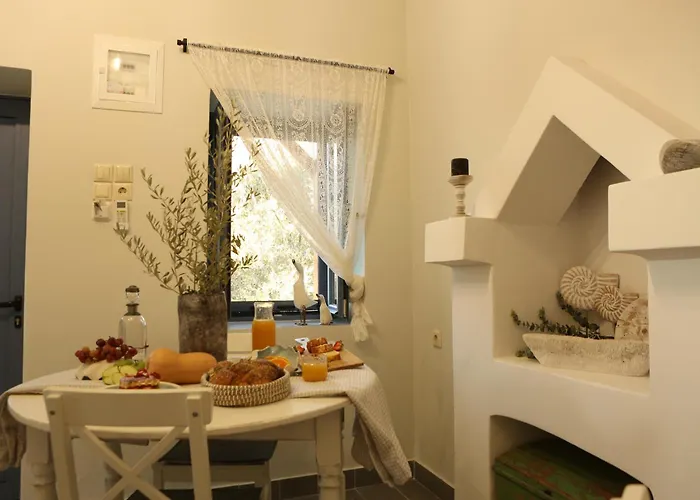 بيت للعطل το σπιτάκι To Spitaki τhe Little House *