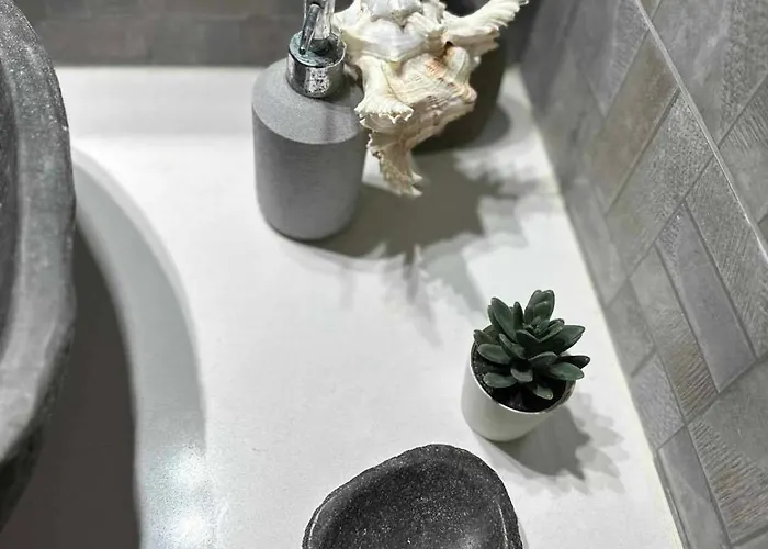 το σπιτάκι To Spitaki τhe Little House