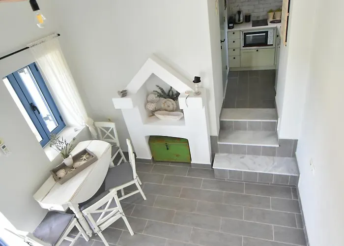 بيت للعطل το σπιτάκι To Spitaki τhe Little House *