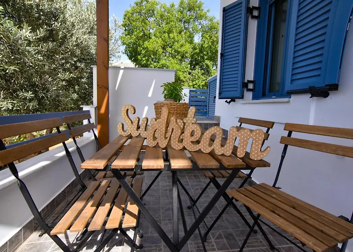 بيت للعطل το σπιτάκι To Spitaki τhe Little House Panormos (Kalymnos)