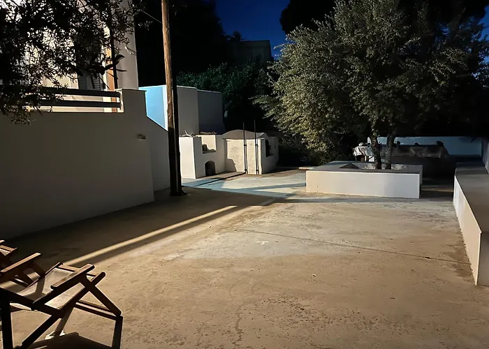 بيت للعطل το σπιτάκι To Spitaki τhe Little House